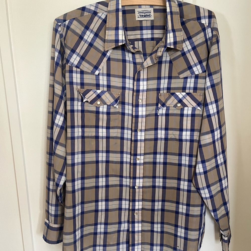 Vintage Levi’s pearl snap Plaid Shirt